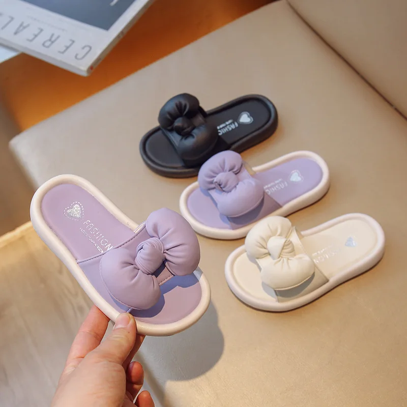 Girls Slippers 2023 Summer New Fashion Girls Shoe Soft Soled Princess Bow Slippers Outdoor Kids Flat Children Flip-flops Sandals
Girls Slippers 2023 Summer New Fashion Girls Shoe Soft Soled Princess Bow Slippers Outdoor Kids Flat Children Flip-flops Sandals