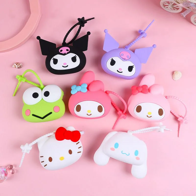 Kawaii Sanrio Mini Coin Purse My Melody Kuromi Cute Cartoon Silicone Earphone Storage Bag School Bag Pendant Children's Gift
Kawaii Sanrio Mini Coin Purse My Melody Kuromi Cute Cartoon Silicone Earphone Storage Bag School Bag Pendant Children's Gift