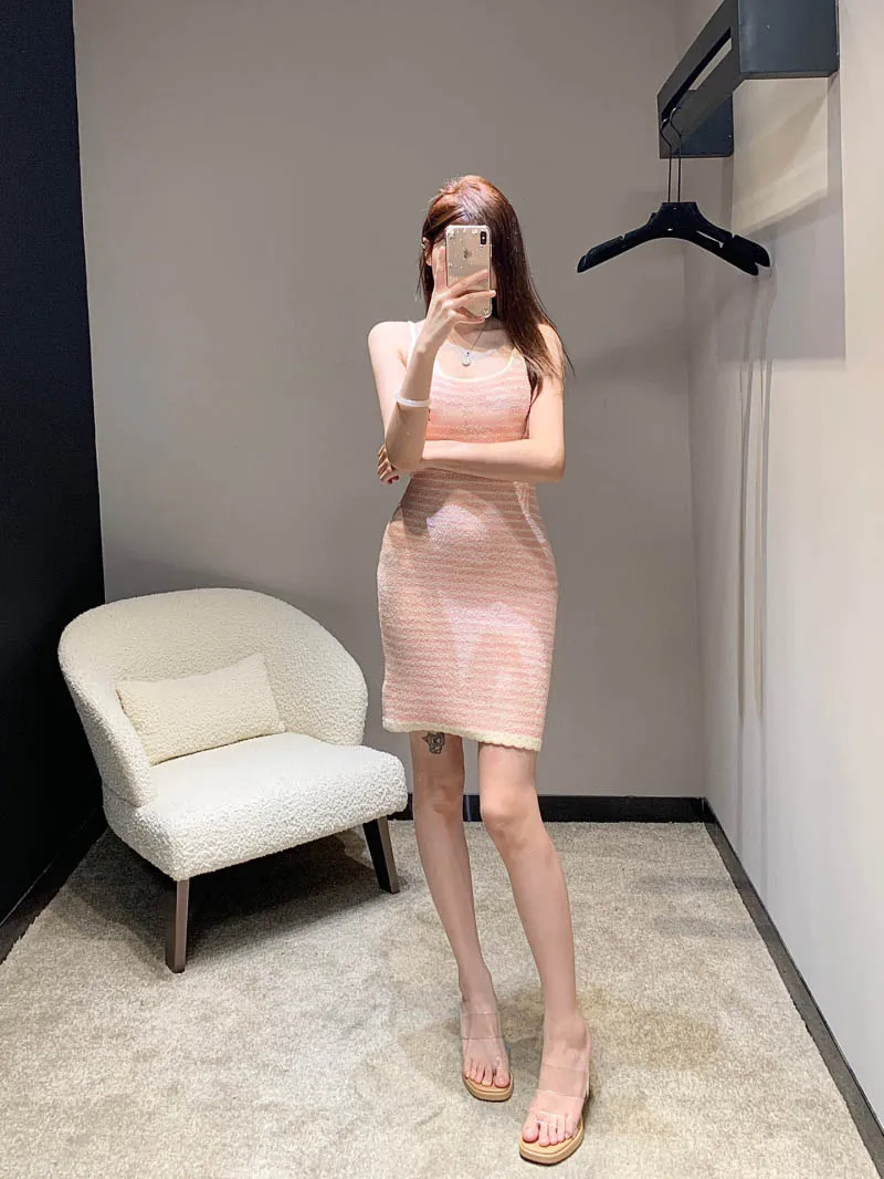 Girly style slip dress youthful vitality age reduction stripe elastic slimming package hip dress skirt
Girly style slip dress youthful vitality age reduction stripe elastic slimming package hip dress skirt