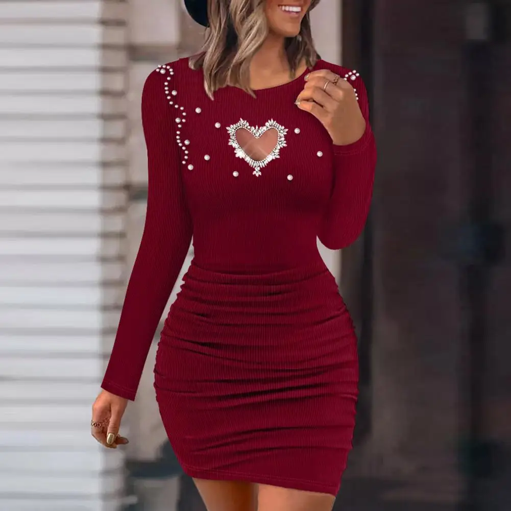 

Sexy Charm Dress Elegant Pearl-decorated Knitted Sheath Dress with Cutout Heart Detail Women's Solid Color Round Neck Mini for A