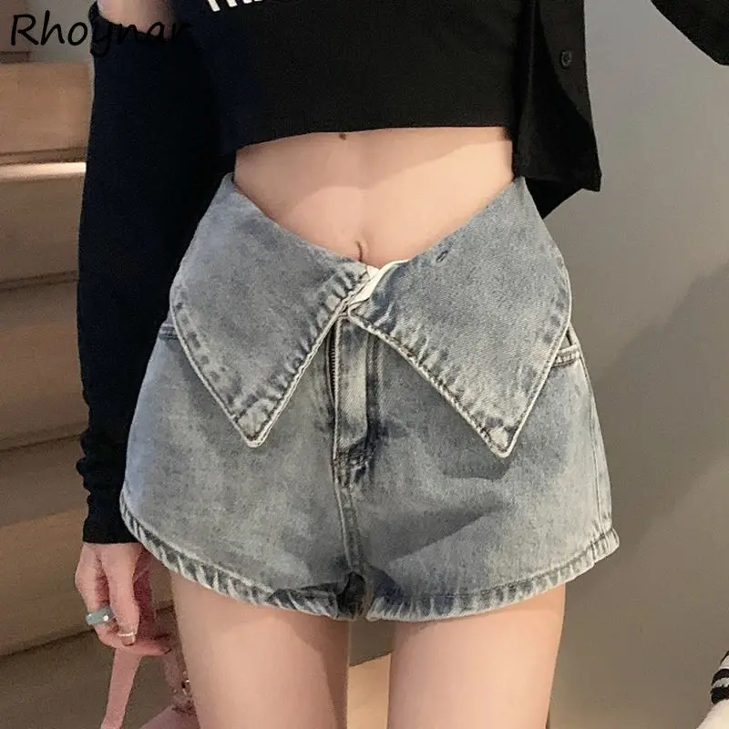 Denim Shorts Women High Waist Design Cool Streetwear Vintage Casual All-match Basic Fashion Sexy Retro Gentle Summer Ulzzang New
Denim Shorts Women High Waist Design Cool Streetwear Vintage Casual All-match Basic Fashion Sexy Retro Gentle Summer Ulzzang New
