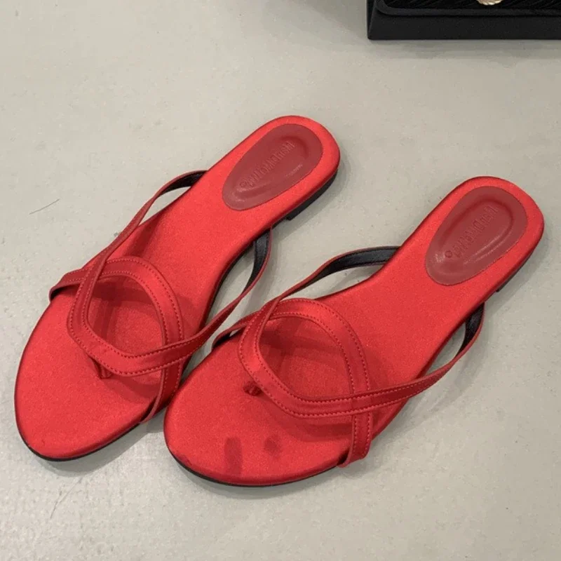 Summer Sexy Pointed Toe Designer Brand Sandals Women Elegant Cross Tied Clip Toe Flat Sandals Comfortable Non-Slip Flip Flops 25 Sb82f077131b4454d865d2da4f3b12feeI