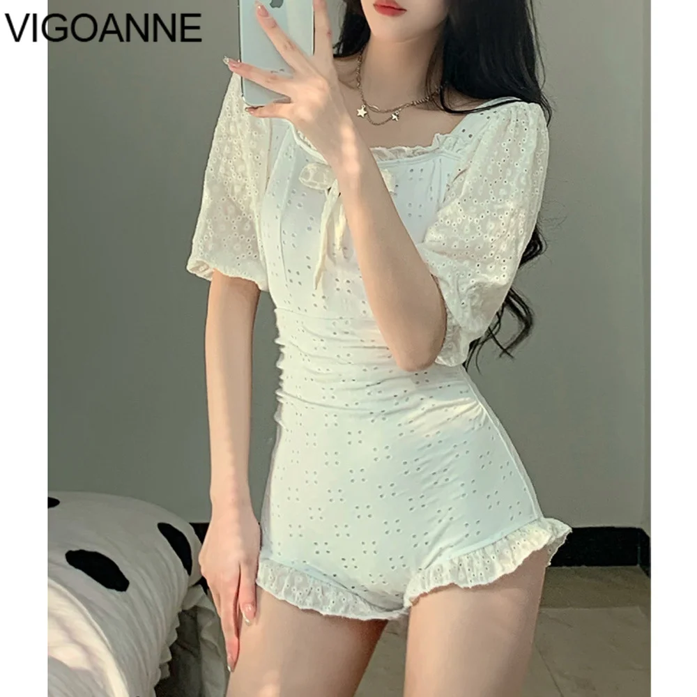 Женский слитный купальник VigoAnne, белый купальник с коротким рукавом и эффектом пуш-ап, корейское монокини с открытой спиной, 2024
Женский слитный купальник VigoAnne, белый купальник с коротким рукавом и эффектом пуш-ап, корейское монокини с открытой спиной, 2024