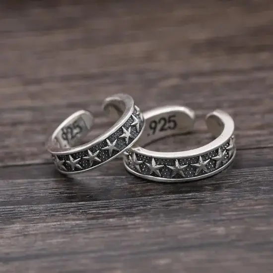 S925 Sterling Silver Japanese and Korean Personality Trendy Couple Ring Star Ring Joint Ring Women's Simple Retro Men's Ring
S925 Sterling Silver Japanese and Korean Personality Trendy Couple Ring Star Ring Joint Ring Women's Simple Retro Men's Ring