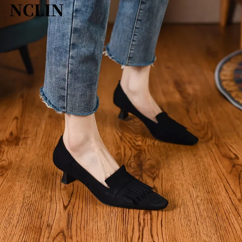 2024 Spring/Autumn Sheep Suede Women Shoes Comfortable Retro Women Pumps Square Toe Heels Shoes Women Zapatos De Mujer Tassel
2024 Spring/Autumn Sheep Suede Women Shoes Comfortable Retro Women Pumps Square Toe Heels Shoes Women Zapatos De Mujer Tassel