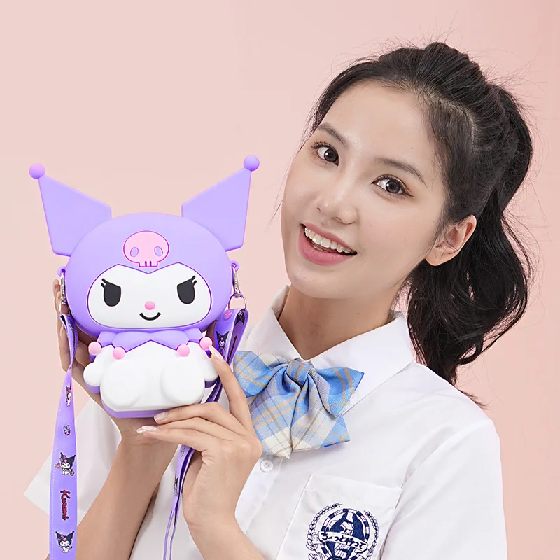 Sanrio Kawaii аниме мультфильм серия My melody Kuromi Yan значение Милая Большая вместительная сумка через плечо для девушек
Sanrio Kawaii аниме мультфильм серия My melody Kuromi Yan значение Милая Большая вместительная сумка через плечо для девушек