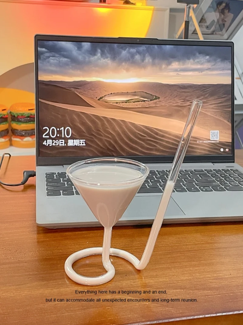 Comes With A Straw Cup × Creative Glass Bubble Wine Glass High-footed Champagne Glass Bar Cocktail Glass Ins Net Red
Comes With A Straw Cup × Creative Glass Bubble Wine Glass High-footed Champagne Glass Bar Cocktail Glass Ins Net Red