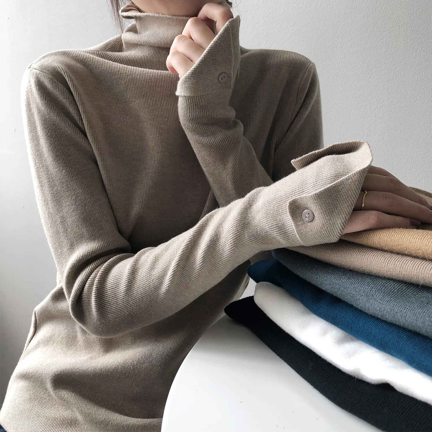 Autumn Knitted Sweater for Women - Inner Wear Turtleneck, Solid Color with Long Sleeves, Slim Fit and Korean Style Thin Fabric
Autumn Knitted Sweater for Women - Inner Wear Turtleneck, Solid Color with Long Sleeves, Slim Fit and Korean Style Thin Fabric