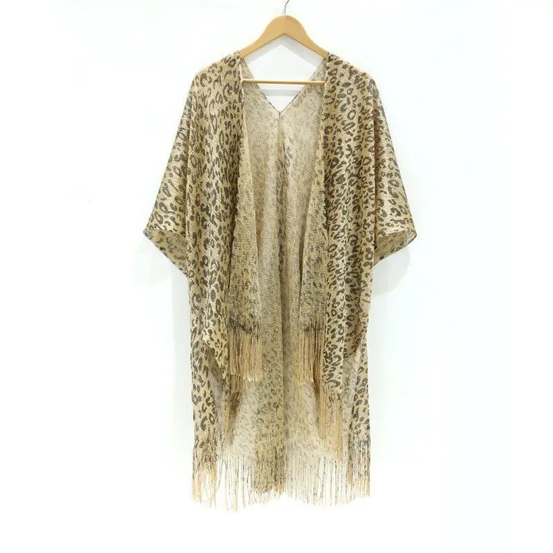 Beach Cape Cloak Women Fine Mesh Weaving Poncho Seaside Holiday Spring and Summer Lady Gold slit Bikini Beach Coat Shawl
Beach Cape Cloak Women Fine Mesh Weaving Poncho Seaside Holiday Spring and Summer Lady Gold slit Bikini Beach Coat Shawl