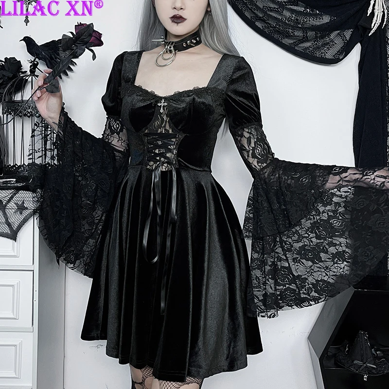 Goth Black Floral Lace Flared Sleeve Party Dress Vestidos Y2K Vintage Elegant Bandage Short Dresses for Women Aesthetic Dress
Goth Black Floral Lace Flared Sleeve Party Dress Vestidos Y2K Vintage Elegant Bandage Short Dresses for Women Aesthetic Dress