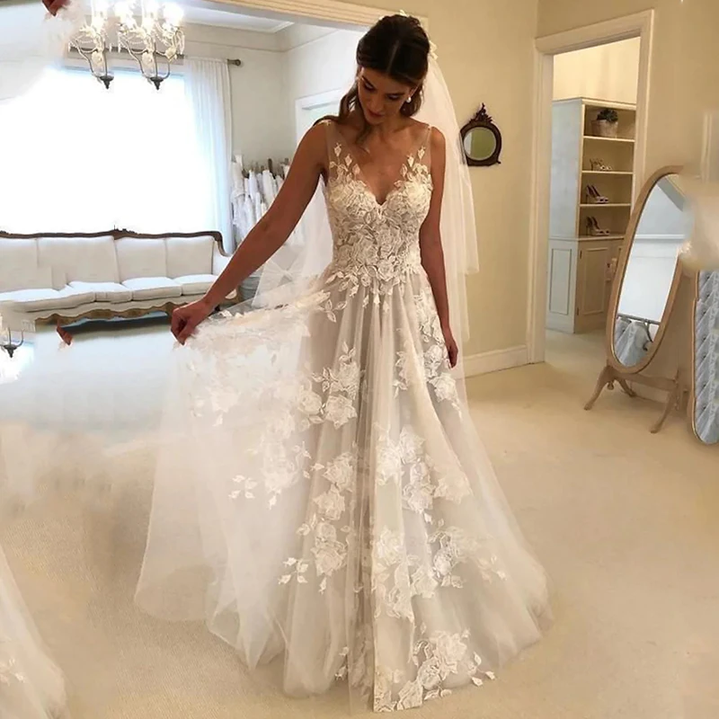 TIXLEAR White V-Neck Wedding Dresses Appliques Lace Tulle Design Open Back Floor Length Long Bridal Gowns 2023 vestidos de novia
TIXLEAR White V-Neck Wedding Dresses Appliques Lace Tulle Design Open Back Floor Length Long Bridal Gowns 2023 vestidos de novia