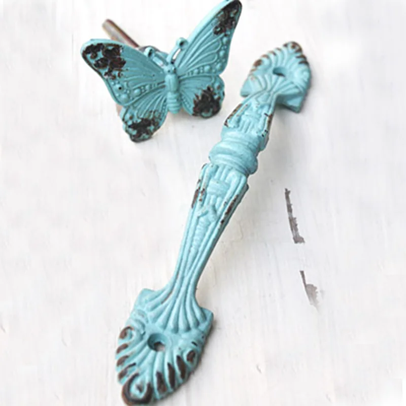 Mediterranean Style Single Hole Butterfly Handle Retro Wardrobe Cat Tail Double Hole Handle and Knob Drawer Wall Mounted Knob
Mediterranean Style Single Hole Butterfly Handle Retro Wardrobe Cat Tail Double Hole Handle and Knob Drawer Wall Mounted Knob