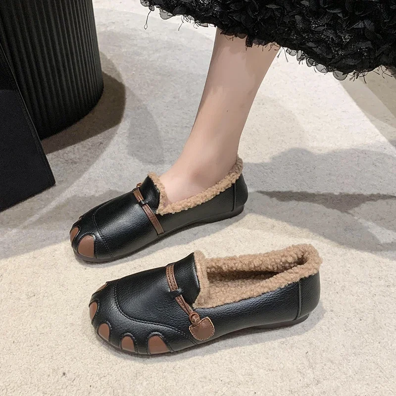 2023 New Hot Sale Winter Warm Short Plush Women Shoes Round Toe Flat with Casual Comfortable Round Head Cotton Ladies Shoes
2023 New Hot Sale Winter Warm Short Plush Women Shoes Round Toe Flat with Casual Comfortable Round Head Cotton Ladies Shoes