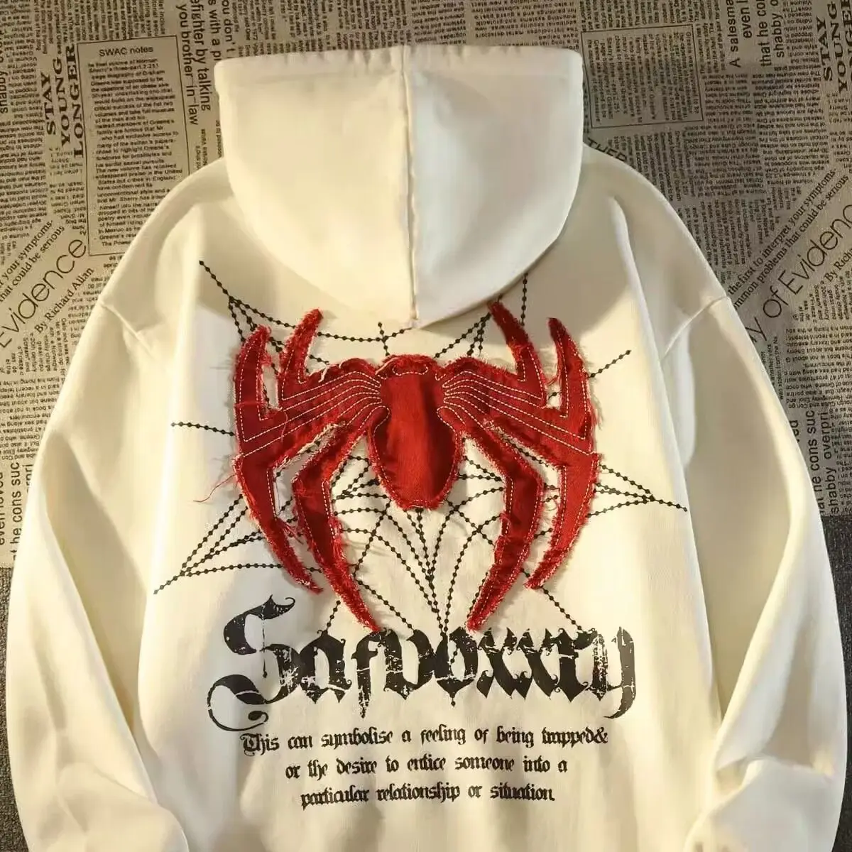 American high street hiphop retro spider hooded sweatshirt for men spring and autumn European and American fashion brand street
American high street hiphop retro spider hooded sweatshirt for men spring and autumn European and American fashion brand street