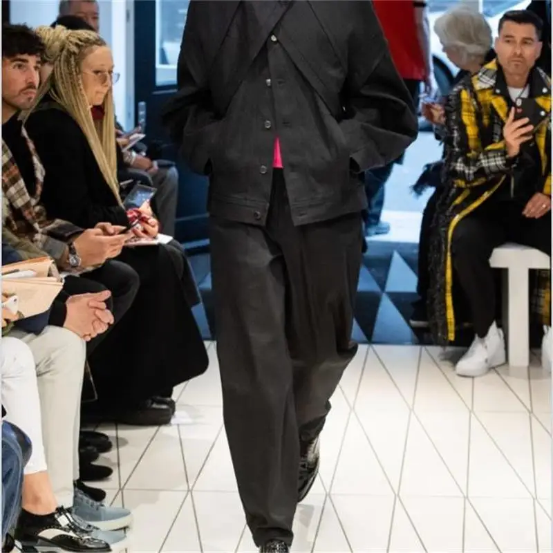 Men's Straight Pants Autumn And Winter New Catwalk Style Quality Punk Style Casual Large Size Trousers
Men's Straight Pants Autumn And Winter New Catwalk Style Quality Punk Style Casual Large Size Trousers