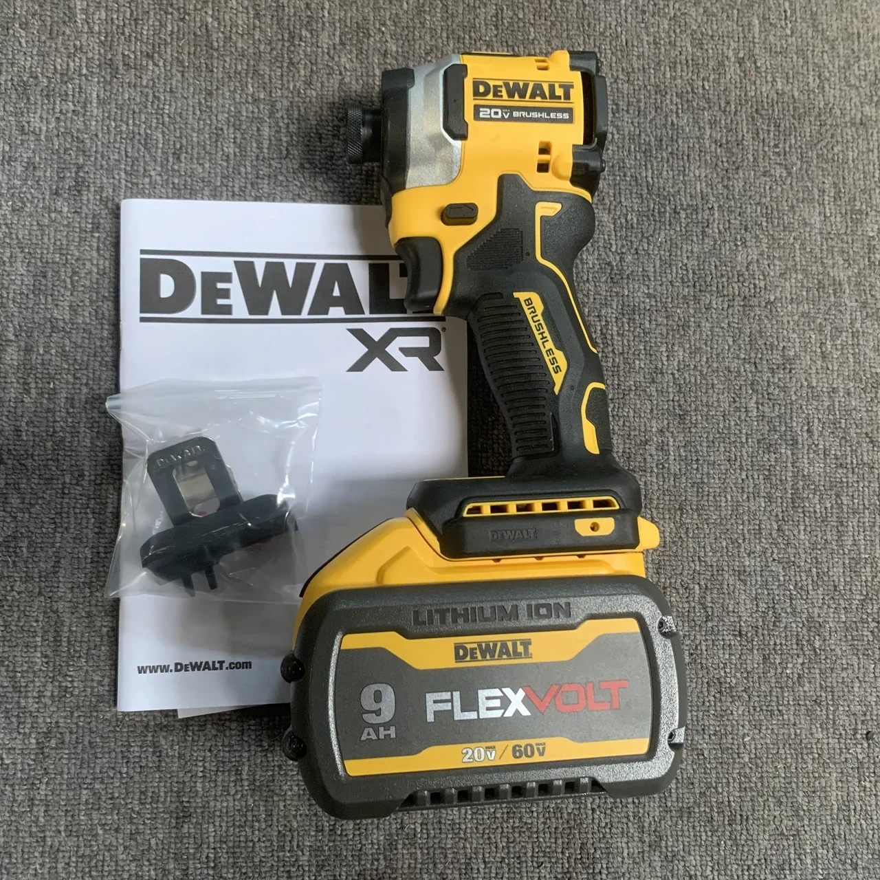 New DeWalt DCF850B 20V Cordless Brushless Compact 1/4" Impact Driver Includes 9.0AH battery
New DeWalt DCF850B 20V Cordless Brushless Compact 1/4" Impact Driver Includes 9.0AH battery