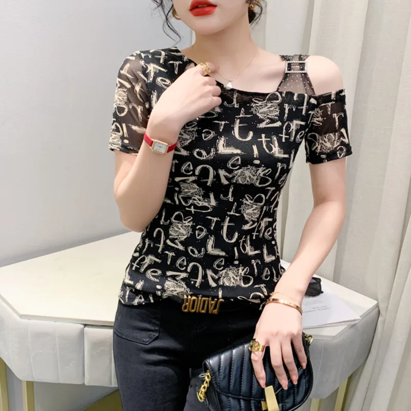 #6178 Summer One Shoulder T Shirt Women Short Sleeve Sexy Skew Collar Vintage Printed Mesh Tshirt Female Thin Korean Style
#6178 Summer One Shoulder T Shirt Women Short Sleeve Sexy Skew Collar Vintage Printed Mesh Tshirt Female Thin Korean Style