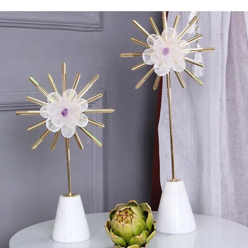 Sun Flower Crafts Natural Crystal Sculpture Desk Decoration Copper Flower Artwork Ornaments Modern Decor Statue Room Aesthetics
Sun Flower Crafts Natural Crystal Sculpture Desk Decoration Copper Flower Artwork Ornaments Modern Decor Statue Room Aesthetics