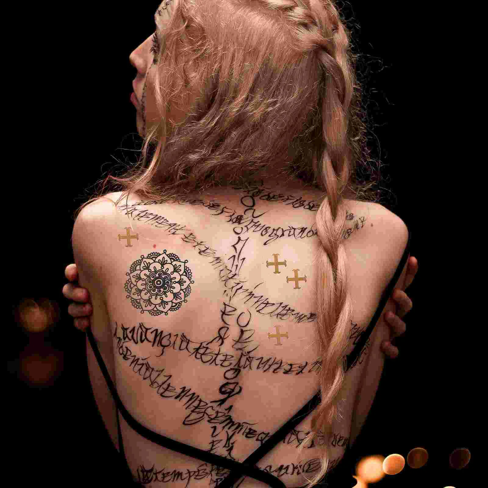 12 Sheets Bronzing Tattoo Stickers Temporary Face Tattoos Body for Women Gold Festival Jewelry Flash
12 Sheets Bronzing Tattoo Stickers Temporary Face Tattoos Body for Women Gold Festival Jewelry Flash