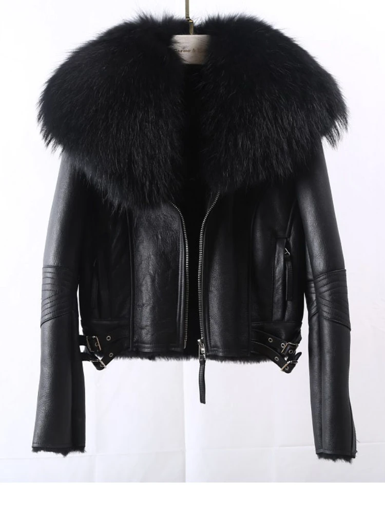 2023 Hot Sales Women Short Coat Genuine Leather Lamb Fur Coat Whole Skin Fox Fur Collar New Europe and America Winter Jacket
2023 Hot Sales Women Short Coat Genuine Leather Lamb Fur Coat Whole Skin Fox Fur Collar New Europe and America Winter Jacket