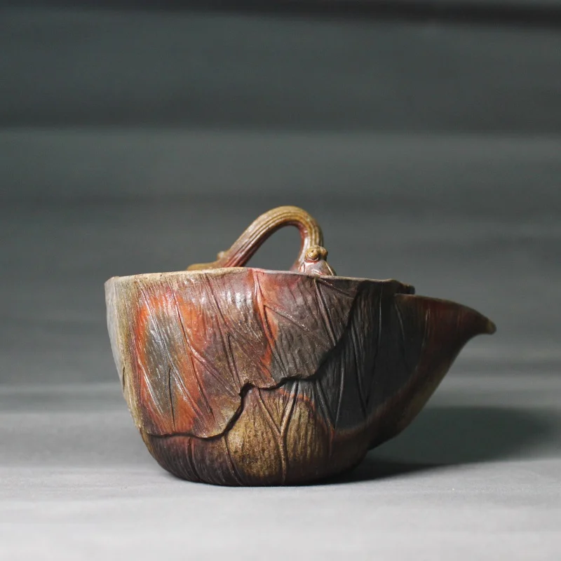Xiaoxi Taogu Frog Folium Nelumbinis Aquarius Pre-Cooked Japanese Imported Firewood Teapot Qiyu Gupu Children 'S Fun Tea Ceremony
Xiaoxi Taogu Frog Folium Nelumbinis Aquarius Pre-Cooked Japanese Imported Firewood Teapot Qiyu Gupu Children 'S Fun Tea Ceremony