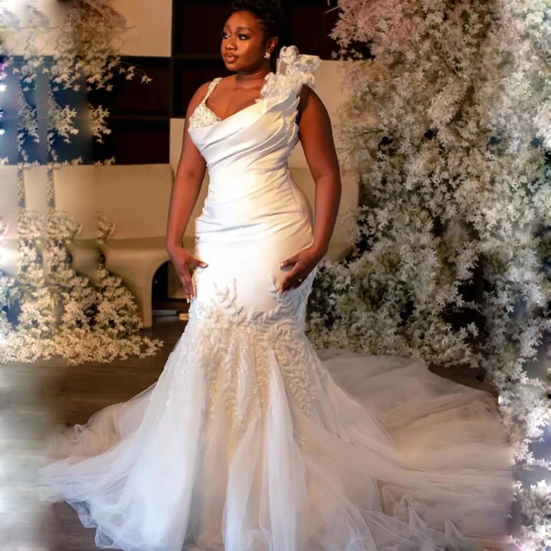 

Женское свадебное платье со шлейфом It's yiiya, белое кружевное платье на тонких бретельках с аппликацией и открытой спиной в стиле кантри на лето 2019