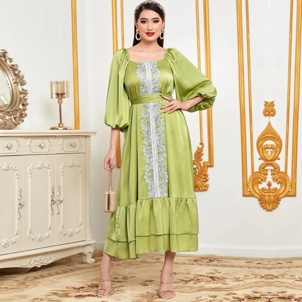 Elegant Muslim Women Dress Embroidery Lace Satin Fashion Abaya Party Long Dress Morocco Kaftan IslamClothing Dubai Turkey Robe
Elegant Muslim Women Dress Embroidery Lace Satin Fashion Abaya Party Long Dress Morocco Kaftan IslamClothing Dubai Turkey Robe