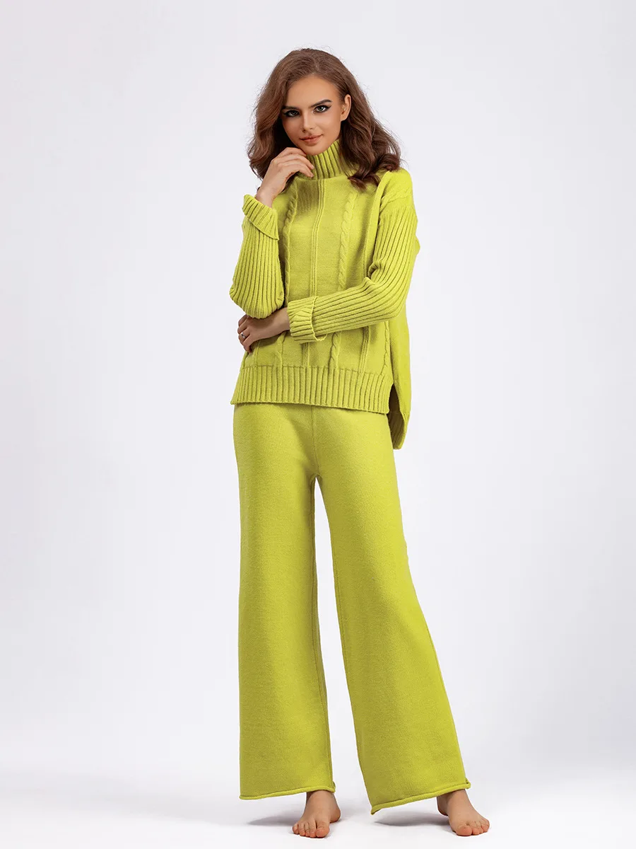 Winter Thick Fabric Fashion Women Tracksuit Women Two Piece Set Green Color Sweater and Pants Clothes 
Winter Thick Fabric Fashion Women Tracksuit Women Two Piece Set Green Color Sweater and Pants Clothes