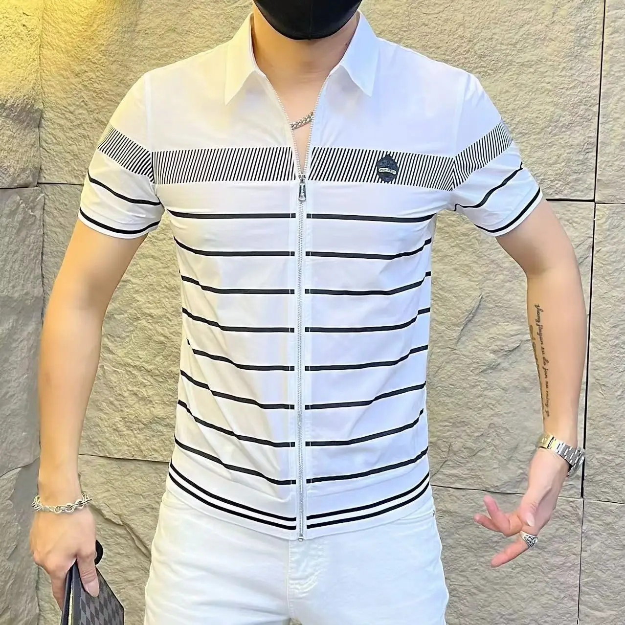 High Quality Simple Temperament Short Sleeved Striped T-shirt Men Lapel Zipper Print Fashion Summer Versatile Breathable Tops
High Quality Simple Temperament Short Sleeved Striped T-shirt Men Lapel Zipper Print Fashion Summer Versatile Breathable Tops