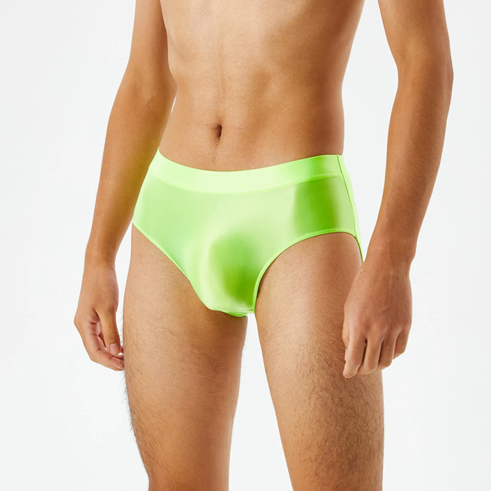Sexy Mens Oil Shiny Panties Low Rise Big Bulge Pouch Underwear Briefs Men High Elasticity Underpants Comfort Soft Brief
Sexy Mens Oil Shiny Panties Low Rise Big Bulge Pouch Underwear Briefs Men High Elasticity Underpants Comfort Soft Brief