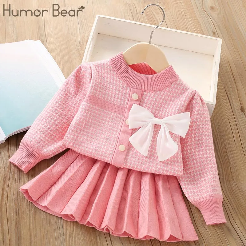 Humor Bear Girls' Sweater Korean Edition Little Fragrant Wind Bow Knitted Princess Set Skirt Vestidos Casual Outfit 2-6Y
Humor Bear Girls' Sweater Korean Edition Little Fragrant Wind Bow Knitted Princess Set Skirt Vestidos Casual Outfit 2-6Y