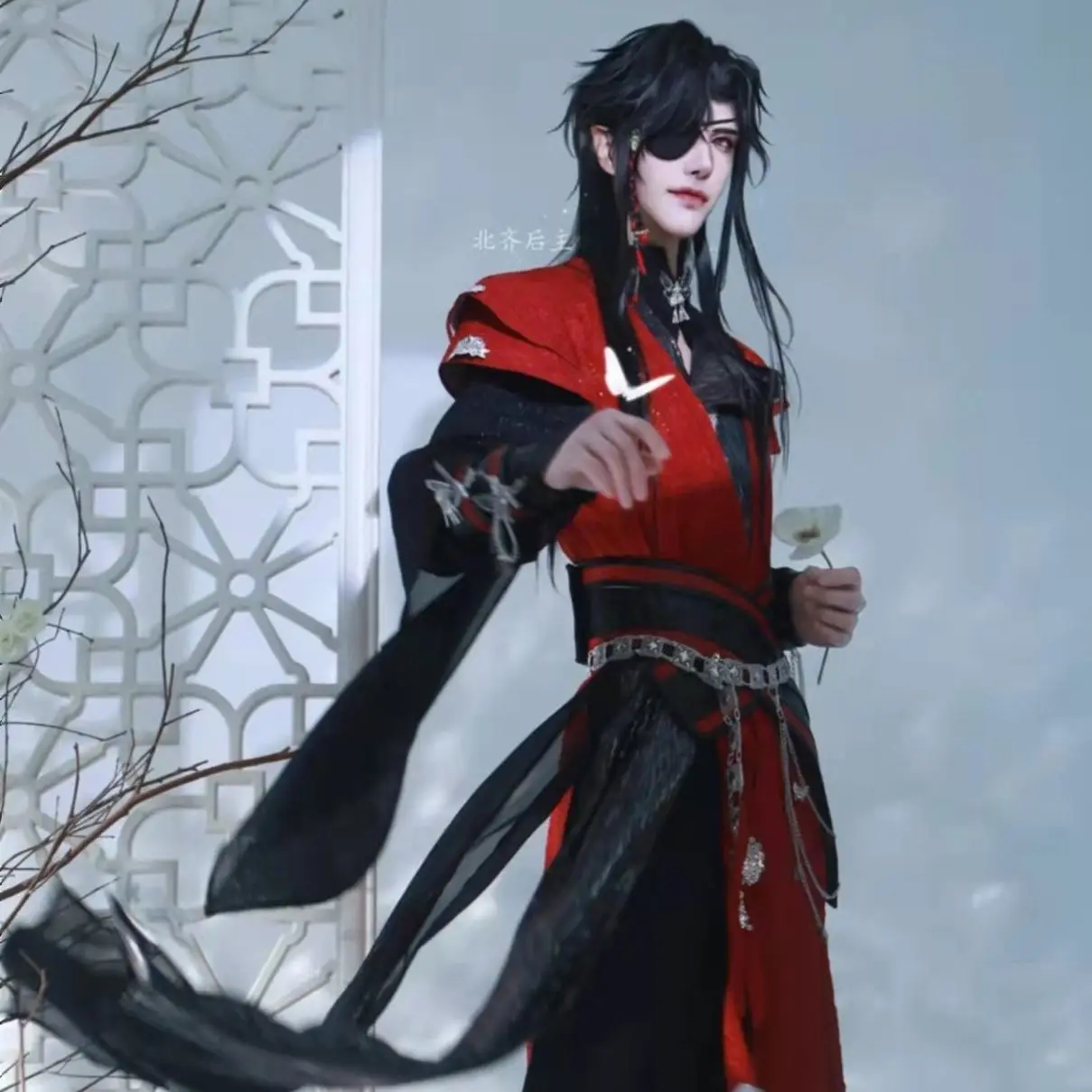 Костюм для косплея аниме Tian Guan Ci Fu Huacheng, одежда Хуа Чэн ханьфу, одежда TGCF, одежда Призрачного короля хуачэн, фантомная ткань
Костюм для косплея аниме Tian Guan Ci Fu Huacheng, одежда Хуа Чэн ханьфу, одежда TGCF, одежда Призрачного короля хуачэн, фантомная ткань