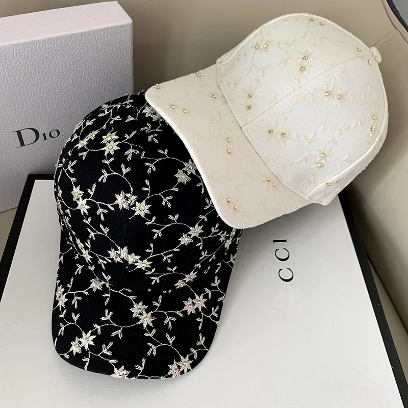 Spring and Autumn New Ladies Baseball Cap Embroidered Flower Peaked Caps Street Fashion Versatile Outdoor Shade Net Red Hat
Spring and Autumn New Ladies Baseball Cap Embroidered Flower Peaked Caps Street Fashion Versatile Outdoor Shade Net Red Hat