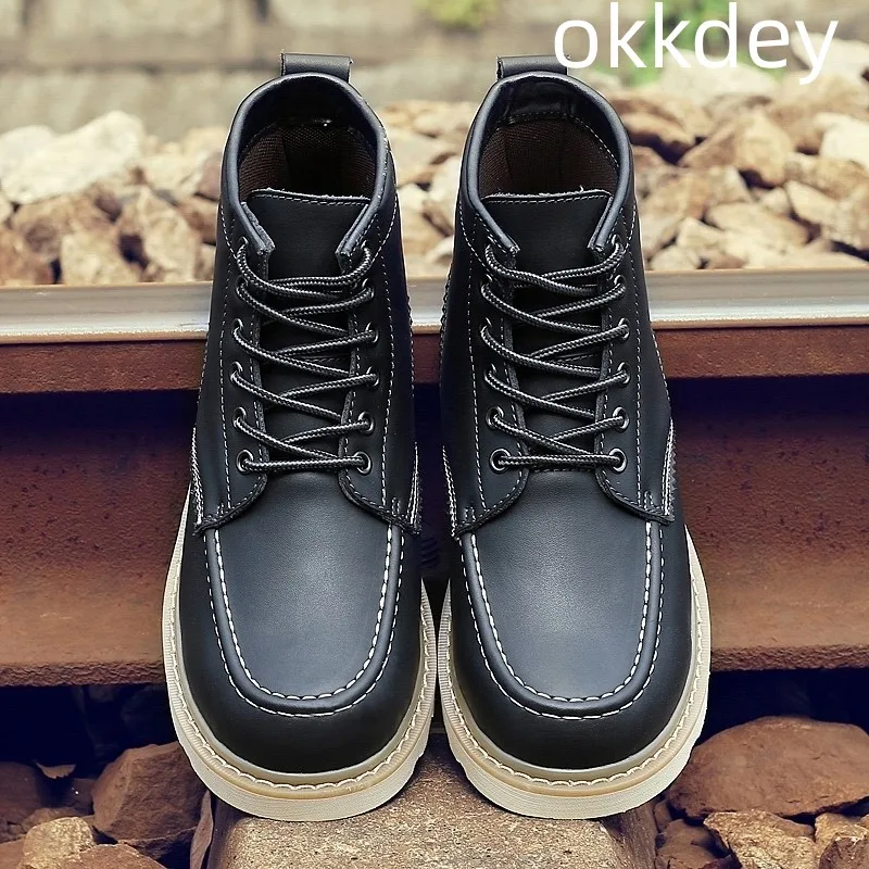 British Style Boots for Men Wear-Resistant Round Toe Fashion Breathable Casual Trendy All-match Non-slip Boot Spring Autumn Main
British Style Boots for Men Wear-Resistant Round Toe Fashion Breathable Casual Trendy All-match Non-slip Boot Spring Autumn Main