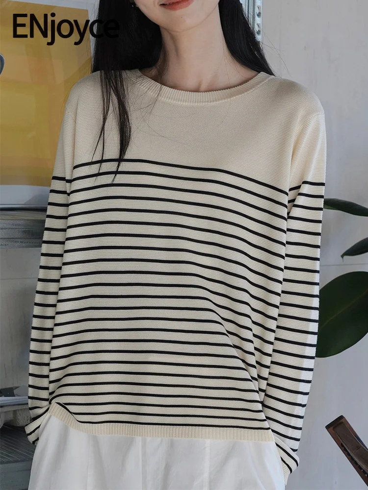 ENjoyce 2023 Autumn Women Retro Contrast Stripe Sweater Ladies Korean Fashion Loose Knitwear Pullovers Knit Long Sleeve Tops
ENjoyce 2023 Autumn Women Retro Contrast Stripe Sweater Ladies Korean Fashion Loose Knitwear Pullovers Knit Long Sleeve Tops
