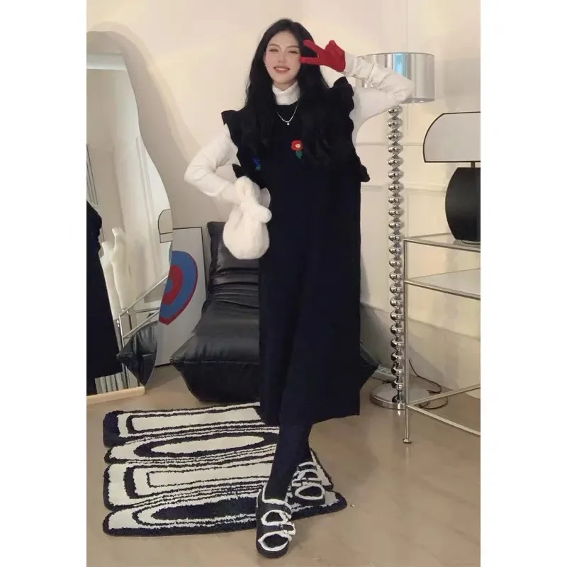 Sweet Korean Fashion Versatile Wood Ear Edge Knitted Tank Top Dress Women's Autumn Winter 2023 New Over Knee Long Casual Skirt
Sweet Korean Fashion Versatile Wood Ear Edge Knitted Tank Top Dress Women's Autumn Winter 2023 New Over Knee Long Casual Skirt
