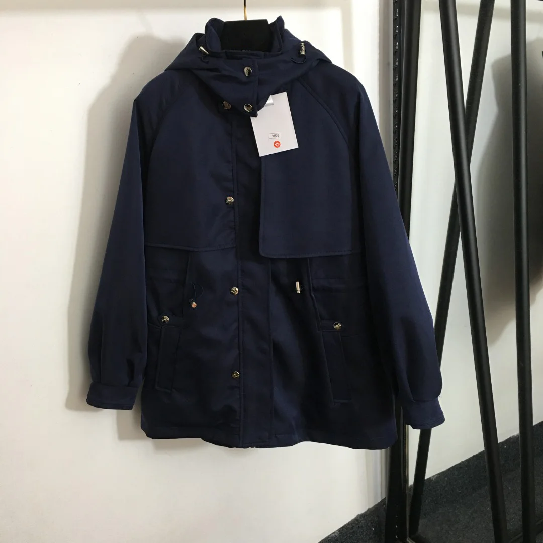 New Women Autumn Winter Khaki Jacket Nylon Material Windproof Long Jackets Luxury Letter Men Designer Clothing Y2k Fashion Tops
New Women Autumn Winter Khaki Jacket Nylon Material Windproof Long Jackets Luxury Letter Men Designer Clothing Y2k Fashion Tops