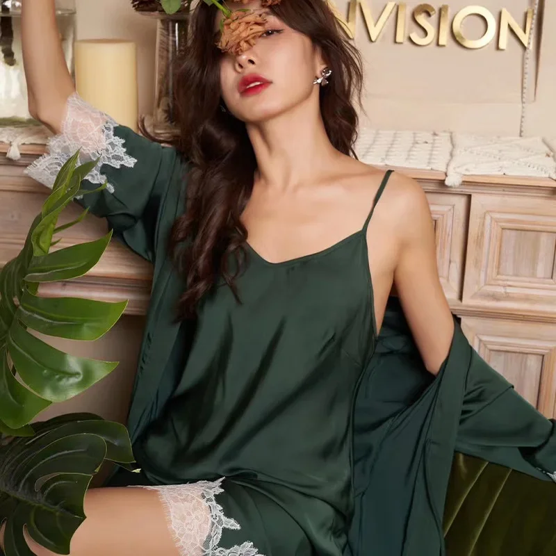 Однотонная ночная рубашка с большим V-образным вырезом и открытой спиной, шелковая ночная рубашка, женская сексуальная и очаровательная Пижама, наружный костюм, комплект из двух предметов
Однотонная ночная рубашка с большим V-образным вырезом и открытой спиной, шелковая ночная рубашка, женская сексуальная и очаровательная Пижама, наружный костюм, комплект из двух предметов