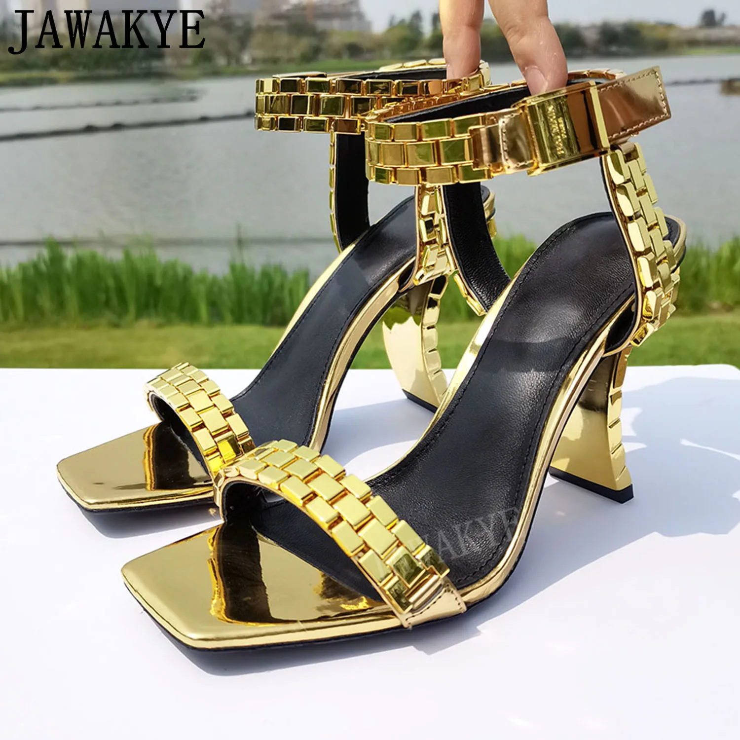 Gold Party Sandals Formal High Heel Shoes Women Summer Special Chain Heel Ankle Strap Designer Sandals Popular Designer Shoes
Gold Party Sandals Formal High Heel Shoes Women Summer Special Chain Heel Ankle Strap Designer Sandals Popular Designer Shoes