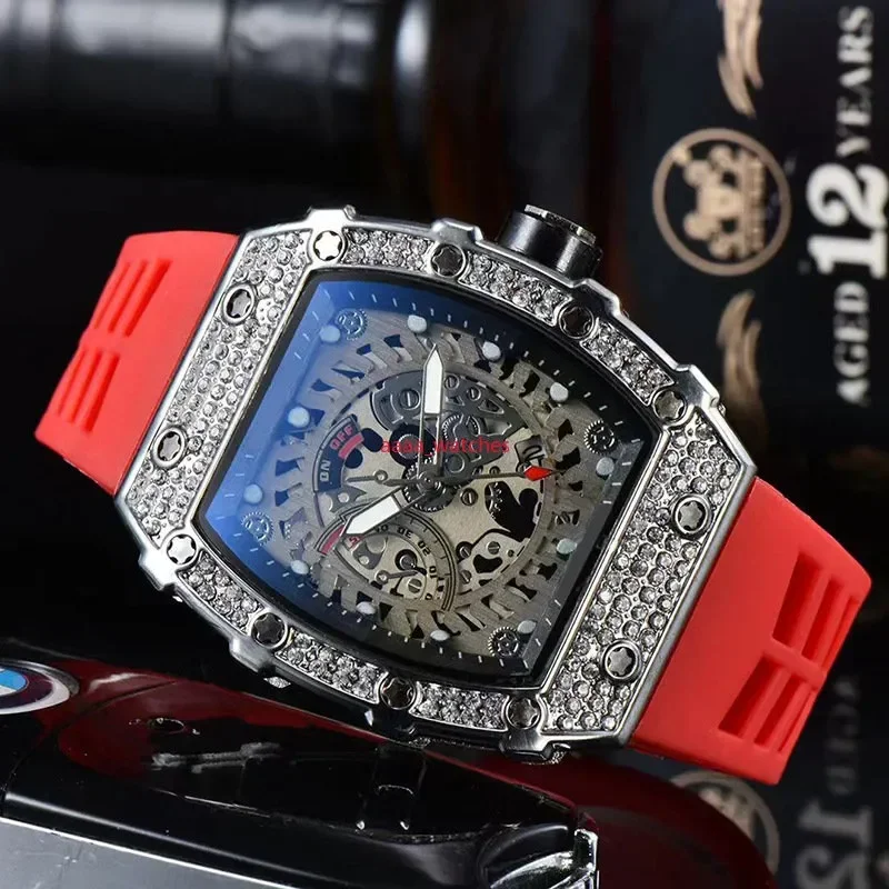 New Fire Flower Quartz Watch Men Stainless Design Male rm Wrist Watch Man Sports Classic Yellow Rubber Upwrist Diamond watch
New Fire Flower Quartz Watch Men Stainless Design Male rm Wrist Watch Man Sports Classic Yellow Rubber Upwrist Diamond watch