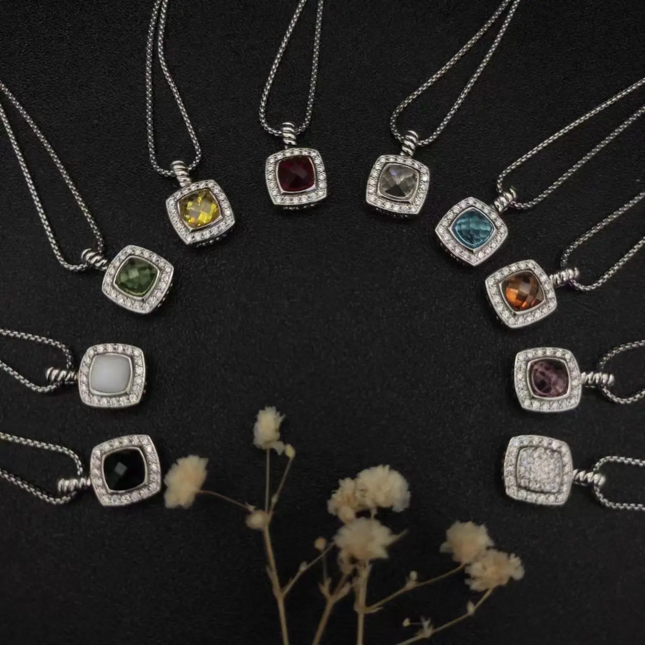 DY 18K Gold Plated 925 Sterling Silver Square Full Diamond Fashion Design Label Necklace Couple Jewelry
DY 18K Gold Plated 925 Sterling Silver Square Full Diamond Fashion Design Label Necklace Couple Jewelry