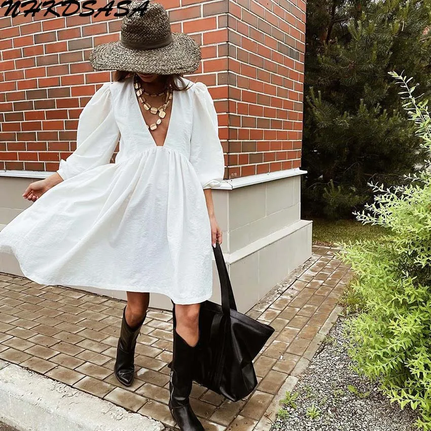 Cotton Casual Mini Fit and Flare Dress Women Puff Sleeve V Neck Black Party Dresses White Buttons Long Sleeve Autumn Vestido
Cotton Casual Mini Fit and Flare Dress Women Puff Sleeve V Neck Black Party Dresses White Buttons Long Sleeve Autumn Vestido