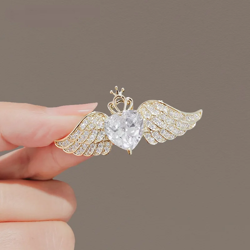 Women's High-grade Brooch Angel Wing Crystal Collar Pin Accessories Suit's Rhinestone Corsage
Women's High-grade Brooch Angel Wing Crystal Collar Pin Accessories Suit's Rhinestone Corsage