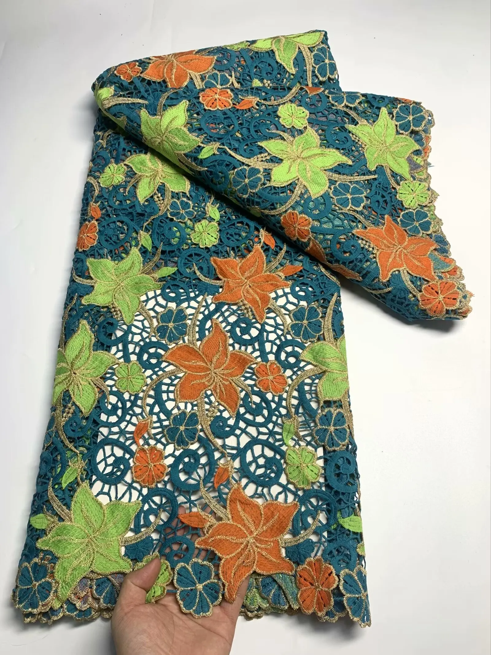 Multicolor High Quality Nigerian African Lace Fabric French Guipure Cord Lace Fabric For Party Sewing Luxury Evening Dresses
Multicolor High Quality Nigerian African Lace Fabric French Guipure Cord Lace Fabric For Party Sewing Luxury Evening Dresses