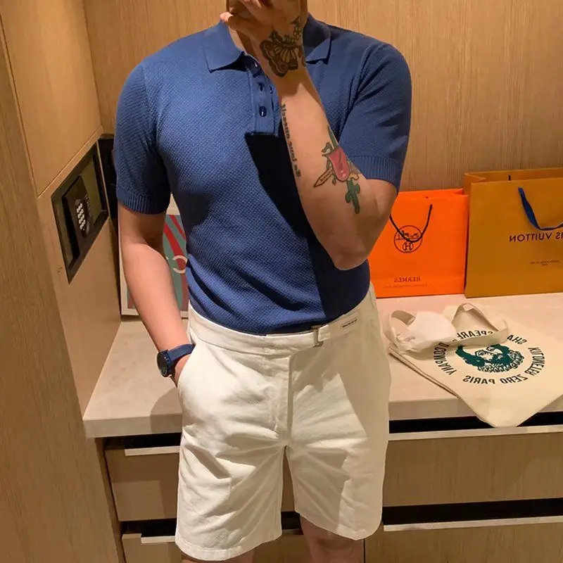 2022 Summer Men Fashion Short Sleeve Polo Shirt Solid Color Knit Slim Polo Shirts Casual Lapel Button Tops Streetwear Polos R16
2022 Summer Men Fashion Short Sleeve Polo Shirt Solid Color Knit Slim Polo Shirts Casual Lapel Button Tops Streetwear Polos R16
