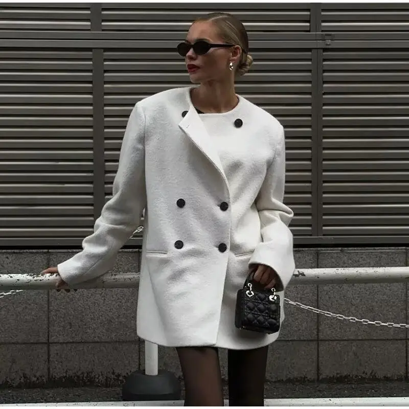 Women 2023 New Fashion Loose Long style Double Breasted Warm woolen Coat Vintage O Neck Long Sleeve Female Outerwear Chic Tops
Women 2023 New Fashion Loose Long style Double Breasted Warm woolen Coat Vintage O Neck Long Sleeve Female Outerwear Chic Tops