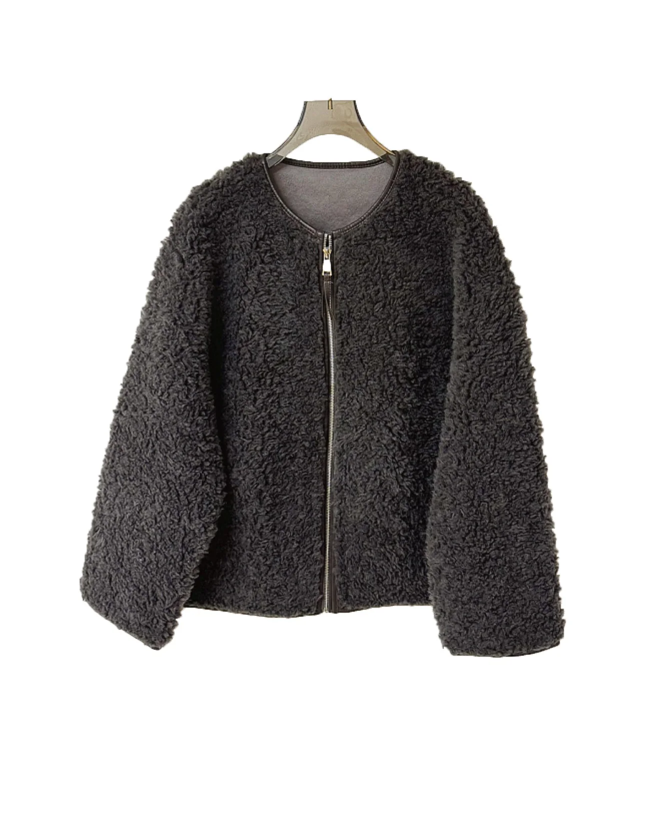 Lamb wool jacket round neck short loose shape solid colour zip design warm and comfortable 2024 winter new 0104
Lamb wool jacket round neck short loose shape solid colour zip design warm and comfortable 2024 winter new 0104