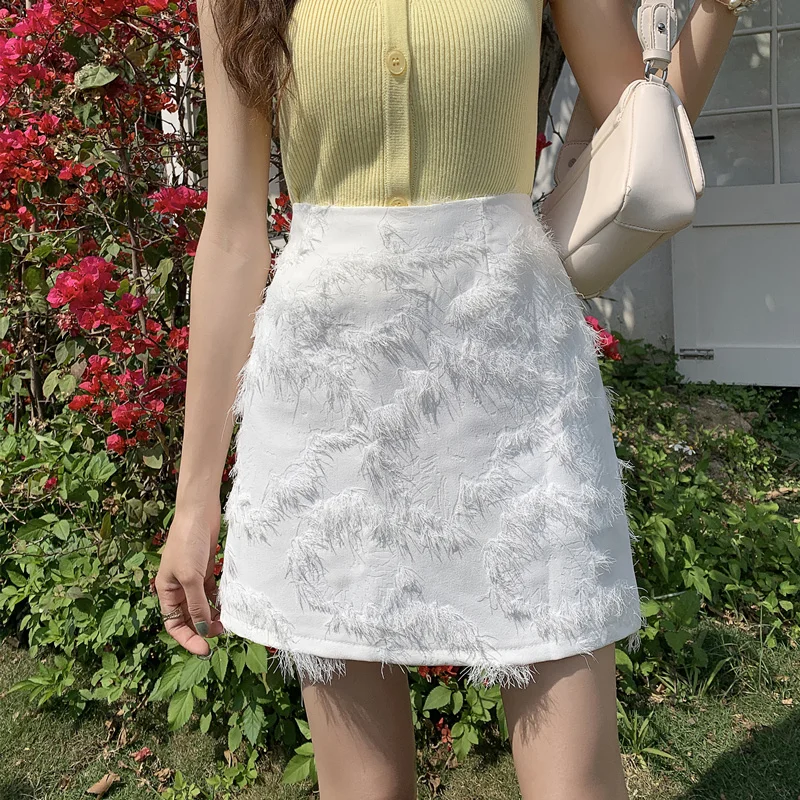 Design Feather Fringe Skirt Women 2023 Spring Summer Temperament Skirt High Waist A-Line Skirt Bag Hip Short Jupe Mujer P360
Design Feather Fringe Skirt Women 2023 Spring Summer Temperament Skirt High Waist A-Line Skirt Bag Hip Short Jupe Mujer P360