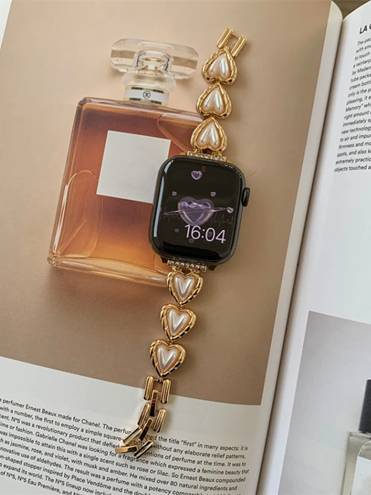Luxury Love Heart Pearl Diamond Metal Band For Apple Watch 8 Ultra 7 6 4 5 SE Strap For iWatch 41mm 45mm 49 40 38 44 42Bracelet
Luxury Love Heart Pearl Diamond Metal Band For Apple Watch 8 Ultra 7 6 4 5 SE Strap For iWatch 41mm 45mm 49 40 38 44 42Bracelet