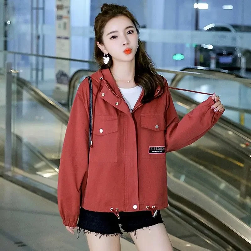2022 New Autumn Women's Jacket Long Sleeve Hooded Zipper Pockets Casual Windbreaker Work Jacket Female Basic Coat Outerwear
2022 New Autumn Women's Jacket Long Sleeve Hooded Zipper Pockets Casual Windbreaker Work Jacket Female Basic Coat Outerwear